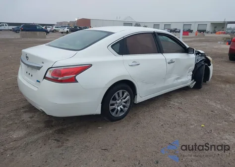 2014 Nissan Altima 2.5 S z USA, uszkodzony, nr VIN 1N4AL3AP5EN369218